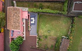 Pink House Azores